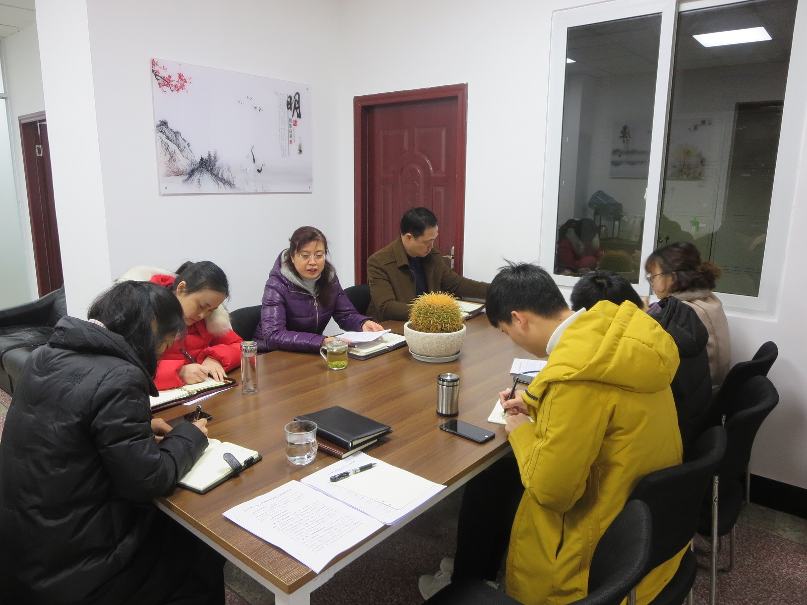 区委编办：收心鼓干劲 聚力开好局