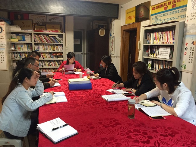 东街“四举措”加强基层党员干部队伍建设