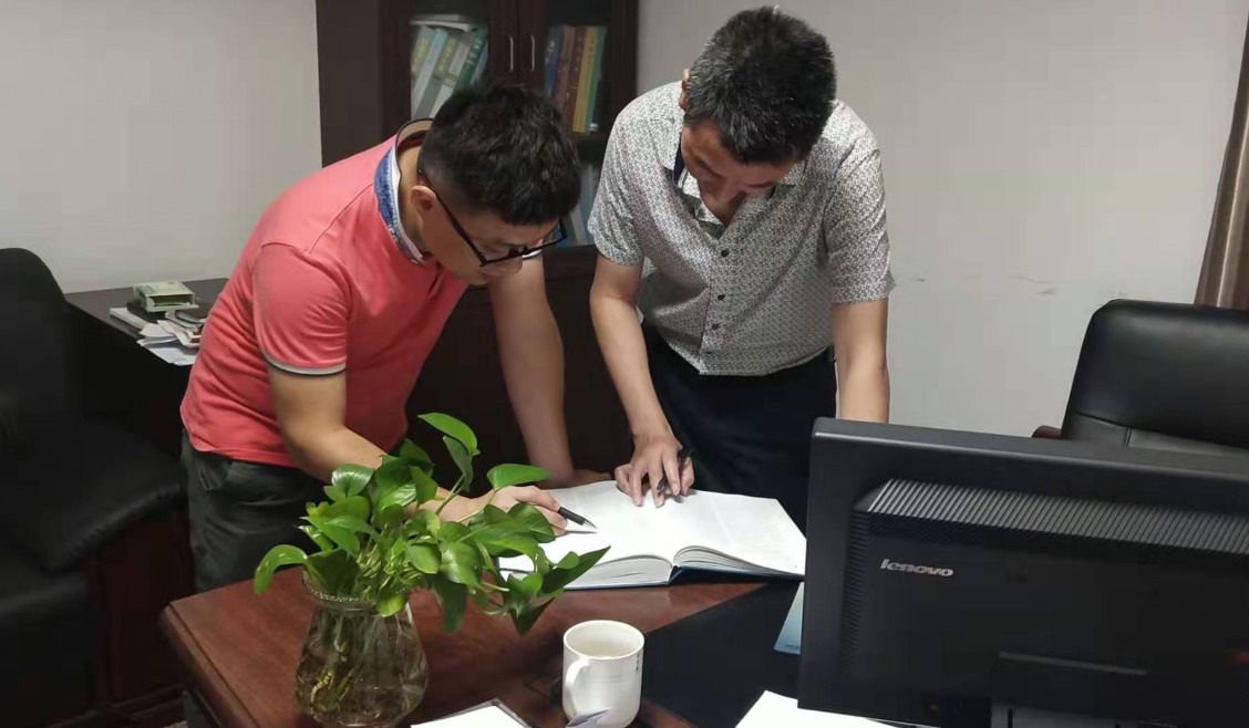 区方志办：防范三种风险 全面落实党风廉政建设
