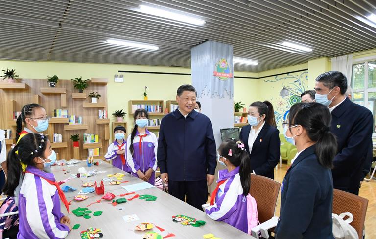 习近平：坚持以人民为中心深化改革开放 深入推进青藏高原生态保护和高质量发展