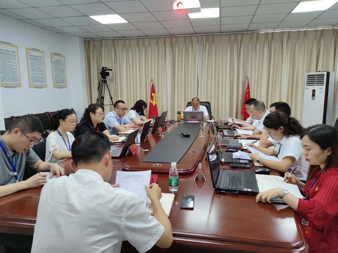 区纪委常委会专题听取、质询区住房城乡建设局党委、舒坪街道党工委落实区委重大决策部署情况